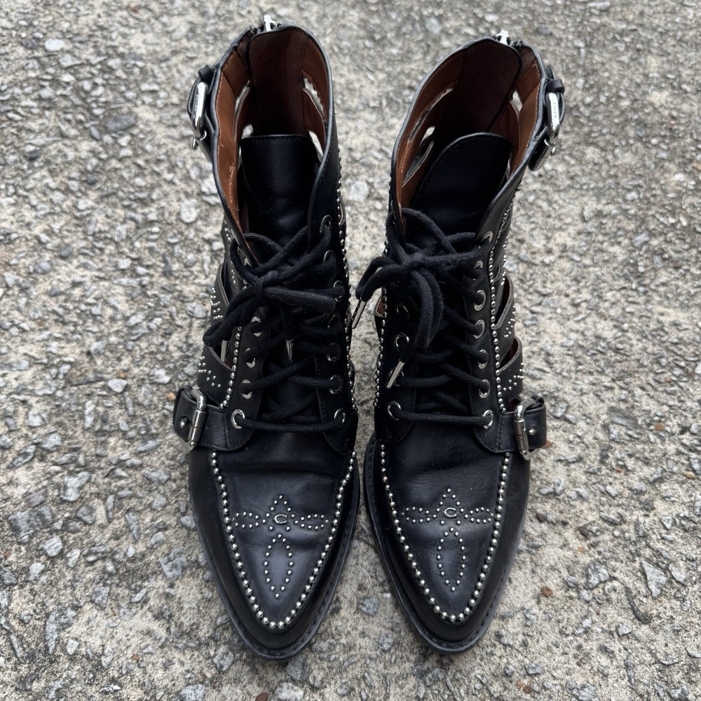 Coach Paisley Ankle Boots Luxe Leather Cut Out Studded Womens 7.5 B Black Goth - Picture 2 of 8